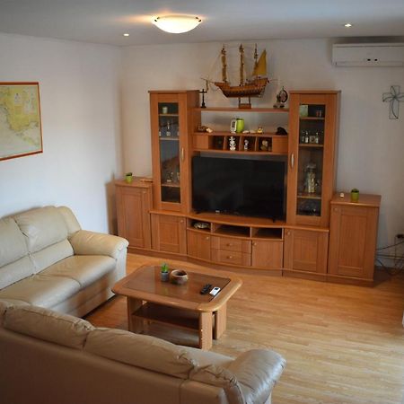 Holiday Home - Marija Šibenik Extérieur photo